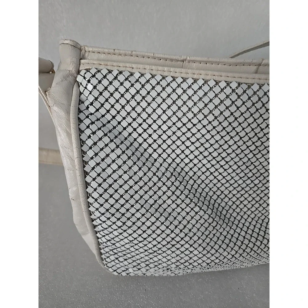 VintageWhite Metal‎ Mesh Bag 80's Evening Purse Gold Logo
